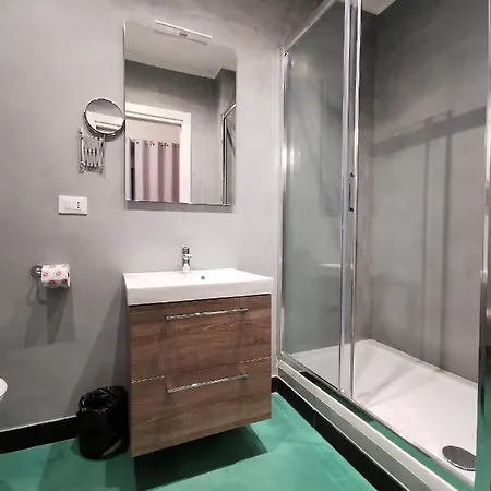Vo Al Center Guest house Genoa